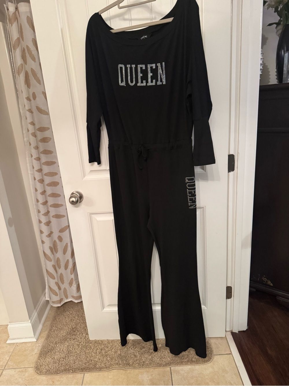 Women's Black 'QUEEN' Wide-Leg Jumpsuit